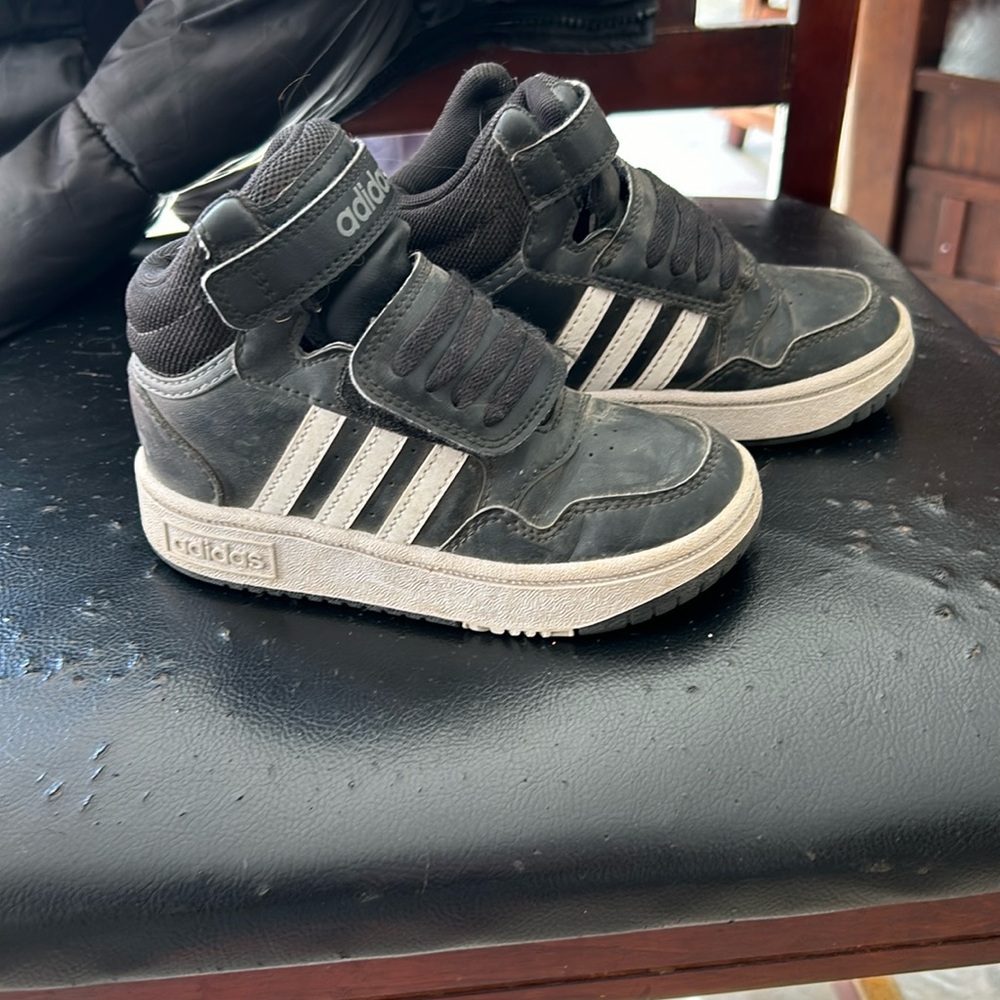 Size 9 toddler adidas high tops